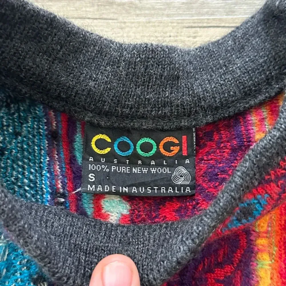 Vintage 90s Coogi 3D Multicolored Knit Sweater Size Small Hip-hop - Picture 2 of 6